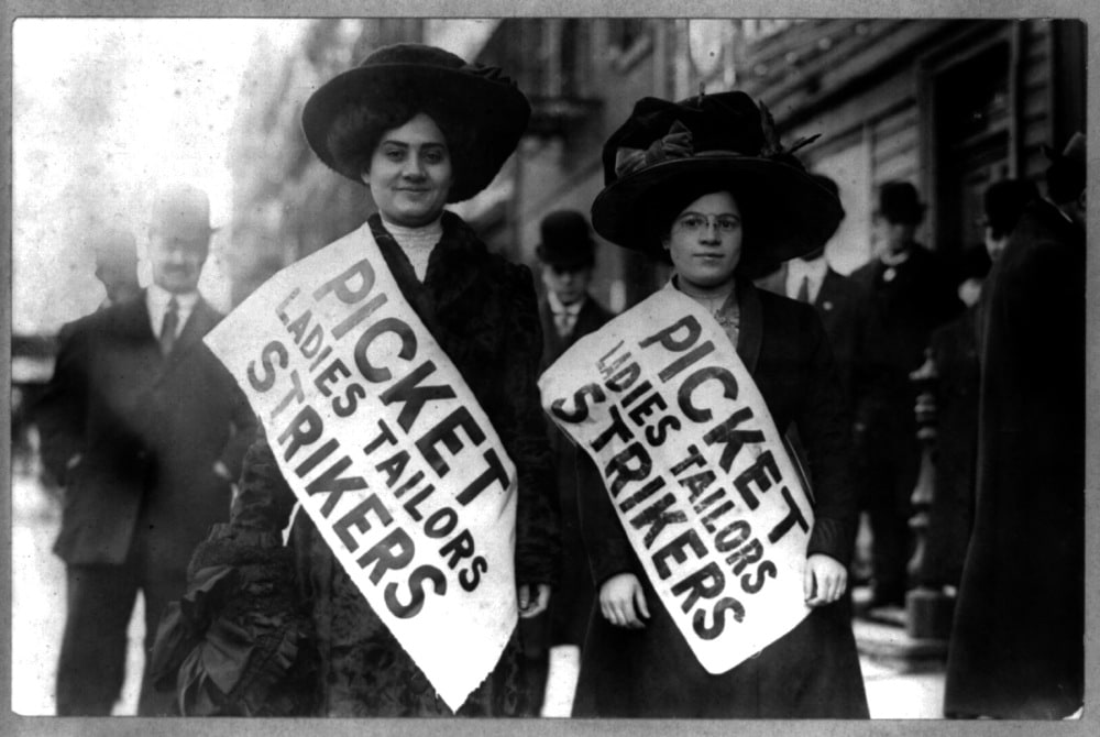 women on strike during Garment Workers Strike of 1912